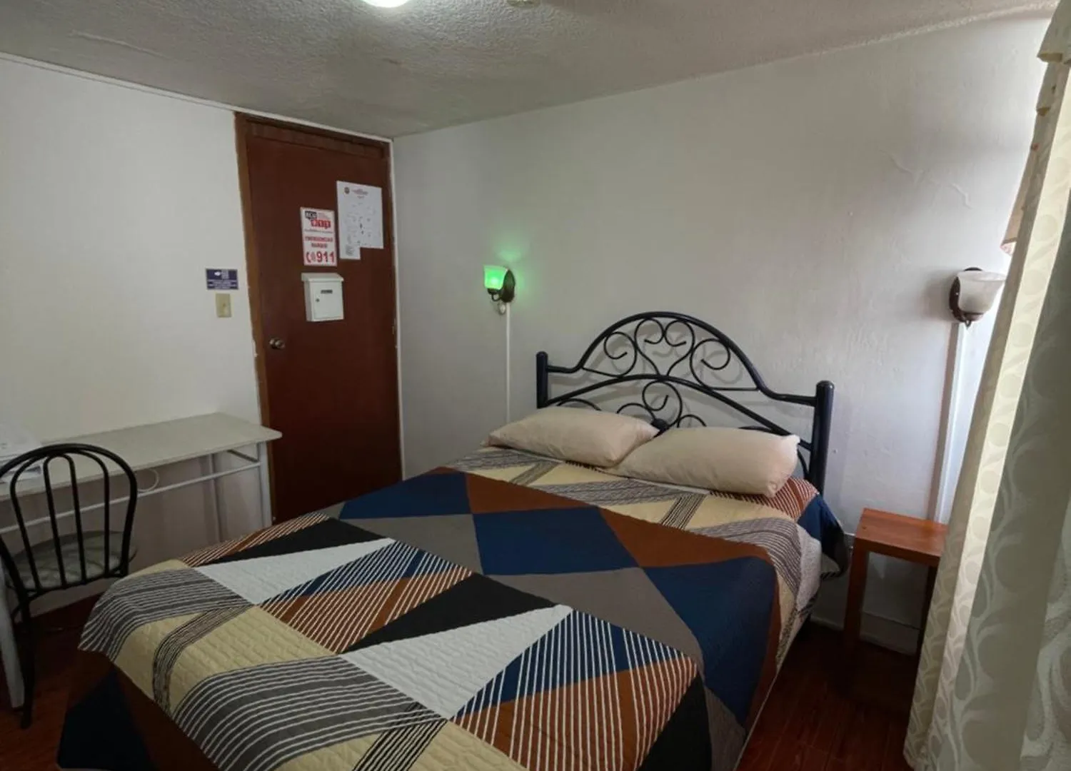 Hostal La Escondida De Quito Del Norte Ecuador